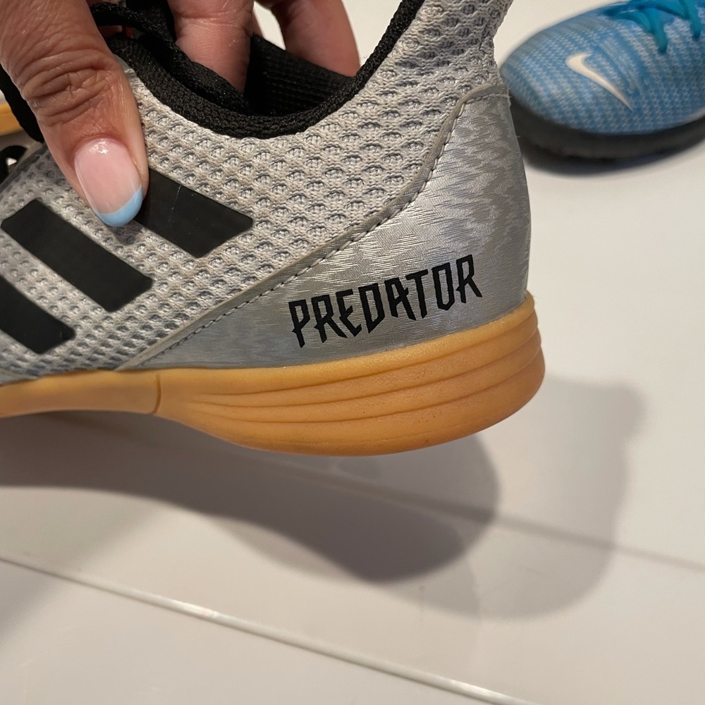 Nike Predator INDOOR cleats